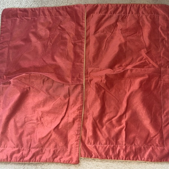 2 Vintage King Size 18 x 33” Woven Tapestry Crimson Cream Trim Pillow Covers - Picture 14 of 16